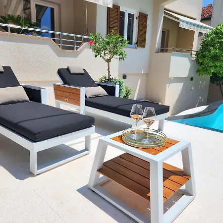 Calypso Royal Apartman