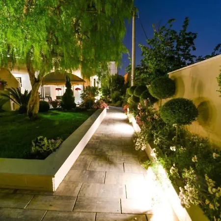 Calypso Royal Apartman *