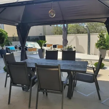 Calypso Royal Apartman